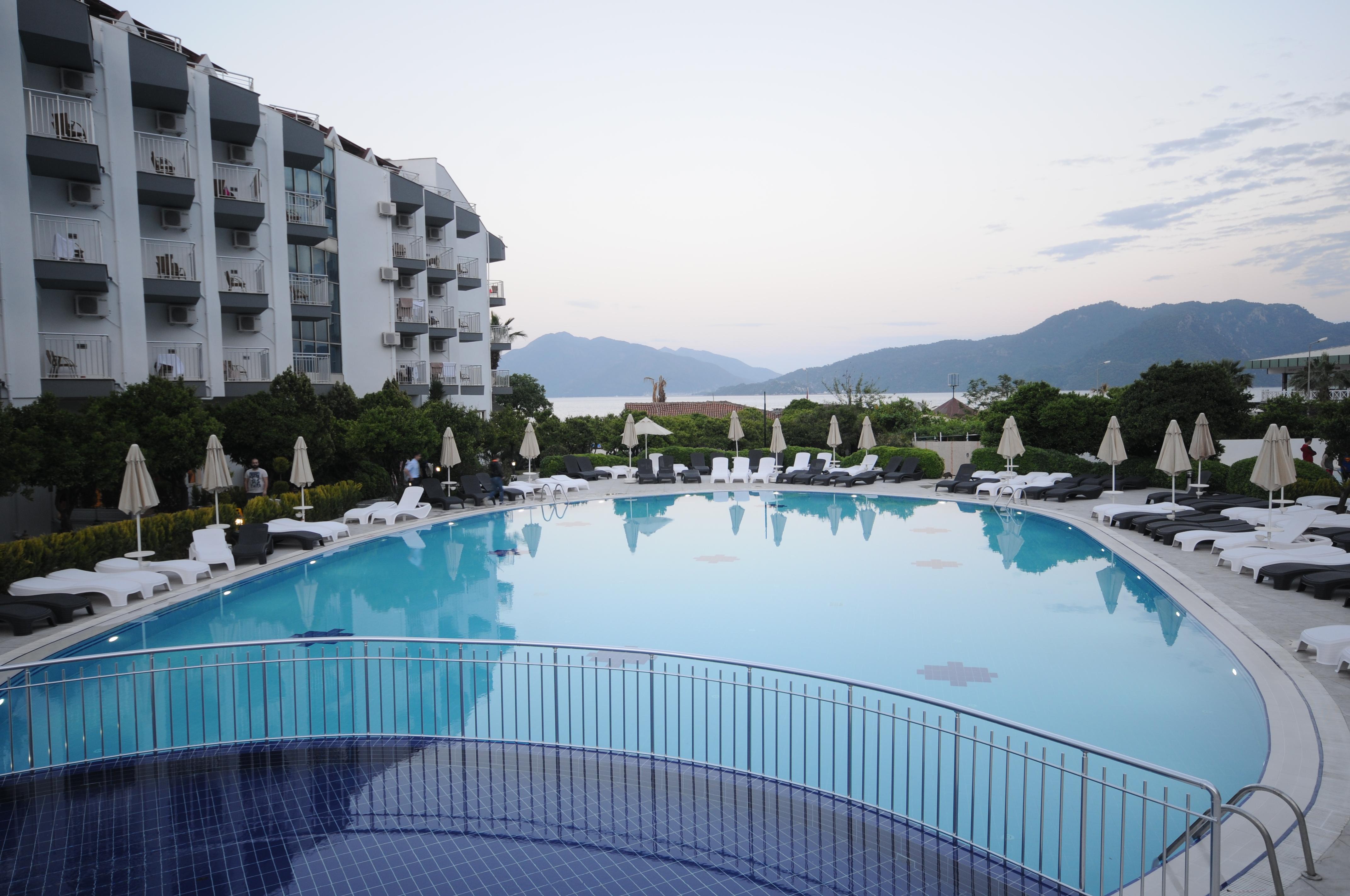 Luna Beach Deluxe Hotel Мармарис Экстерьер фото