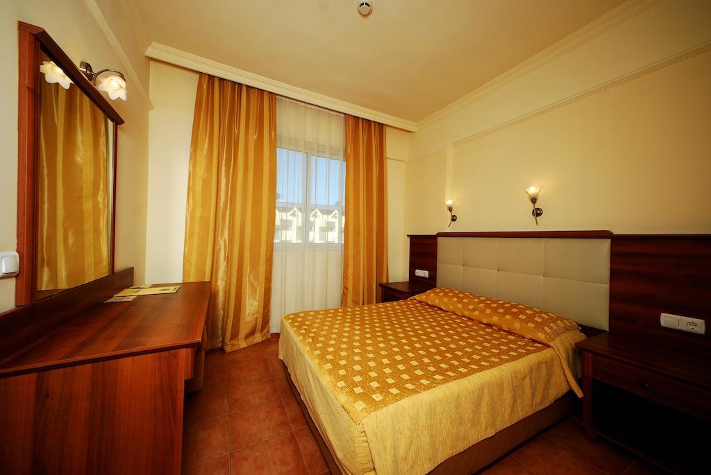 Luna Beach Deluxe Hotel Мармарис Номер фото